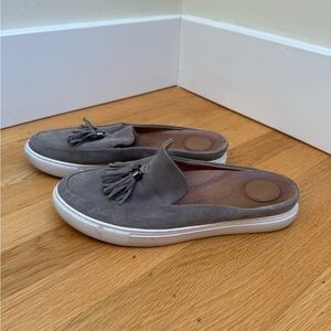 Gentle Souls Leather/Suede Tassel Slip-On Sneakers, size 8